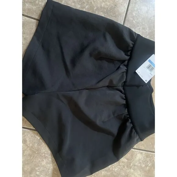 NWT Nike M Zip High Waisted Active Shorts $70 Black Grey