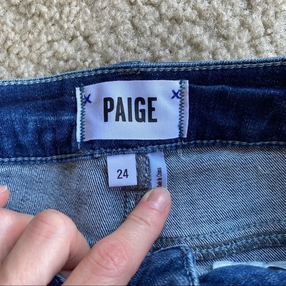 Paige Jax knee short Bloomfield 24 NWT