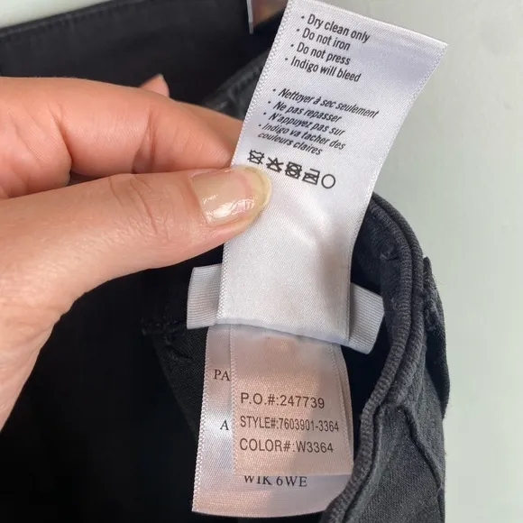 PAIGE Women's Mayslie straight leg high rise black fog luxe coating size 31