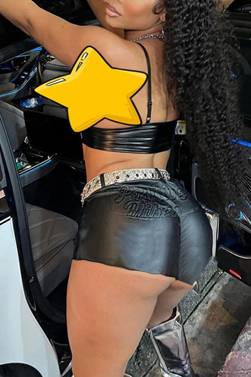 PF773 Shiny Faux PU Shorts