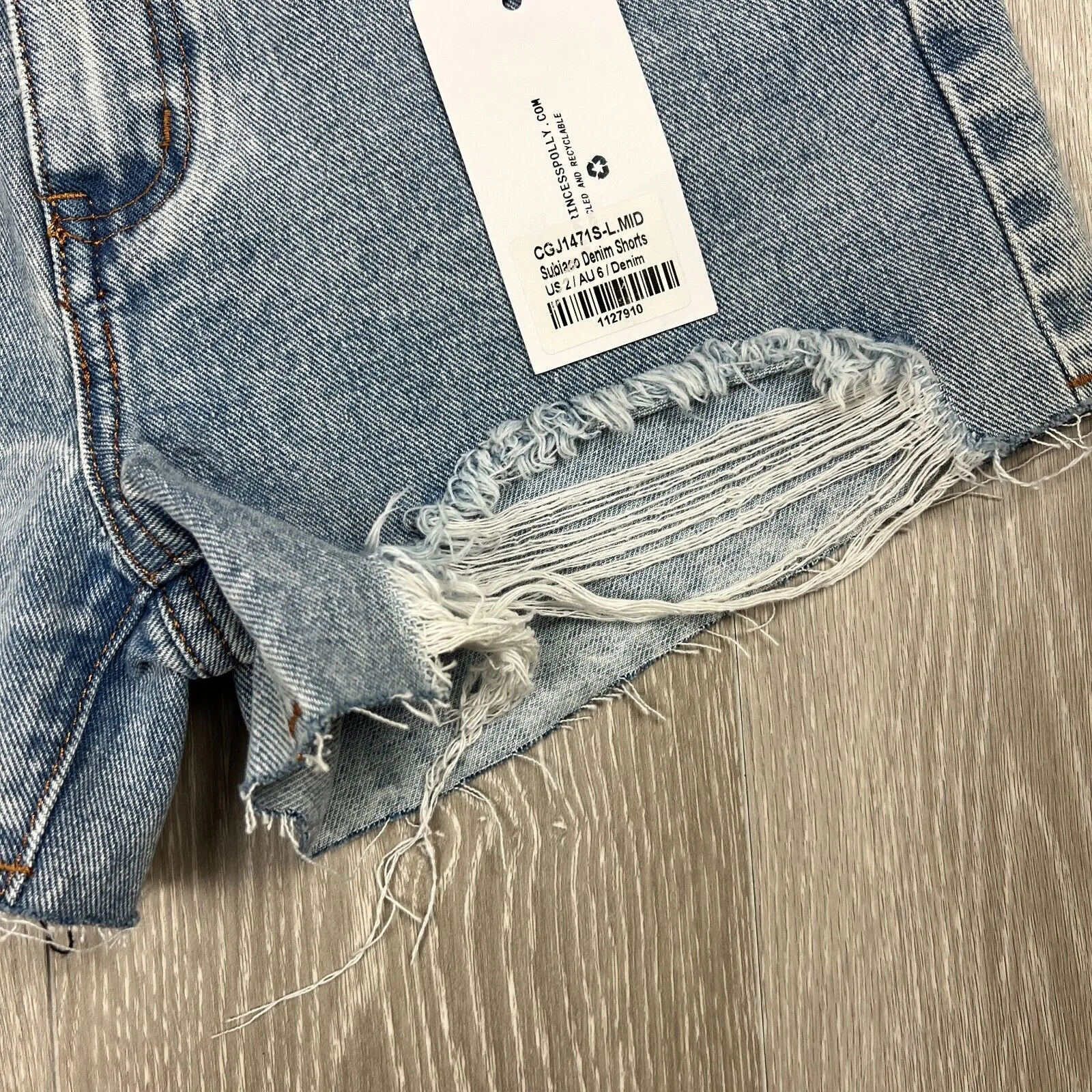 Princess Polly Womens Distressed Subiaco Denim Shorts Size 6 AU (New)