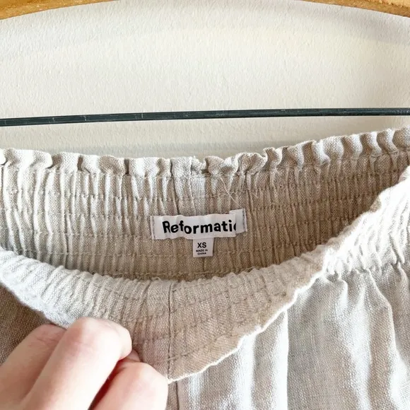 Reformation Nashville Cream/Tan Cuffed Shorts Sz XSmall
