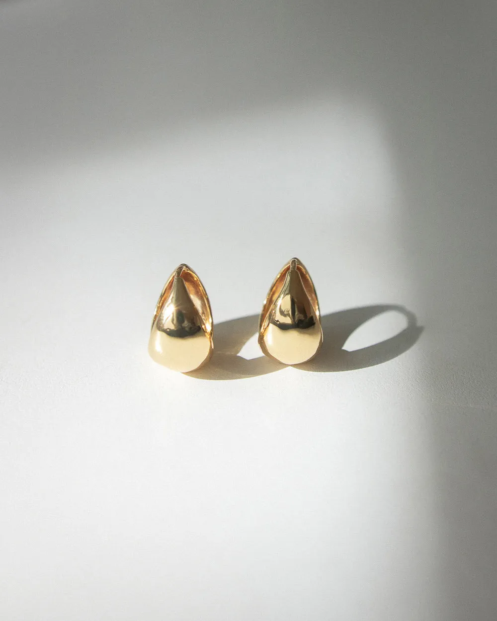 SALVOR Teardrop Hoops in Gold