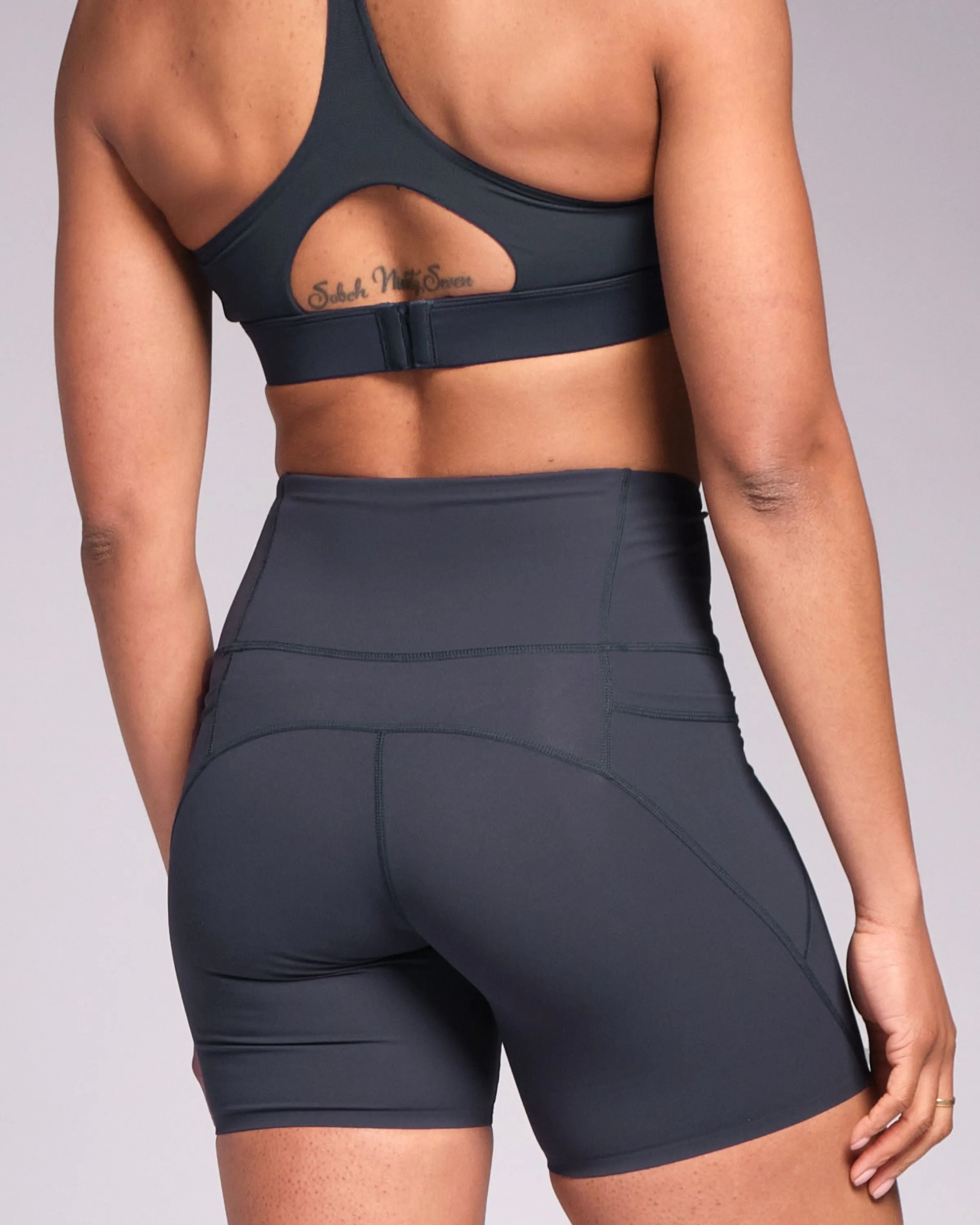 Sculpt High-Waisted 7" Shorts Outerspace Navy
