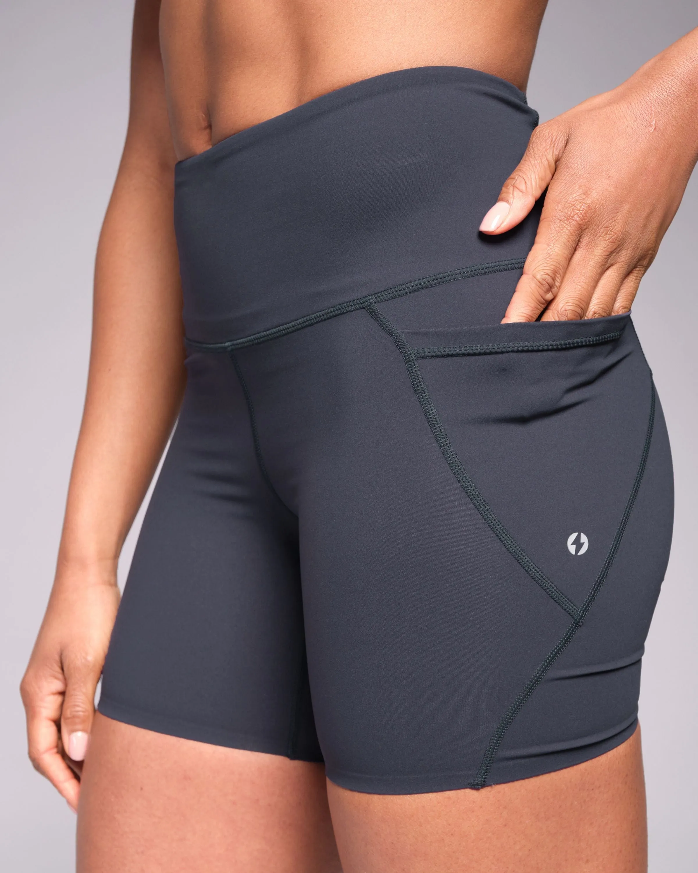 Sculpt High-Waisted 7" Shorts Outerspace Navy