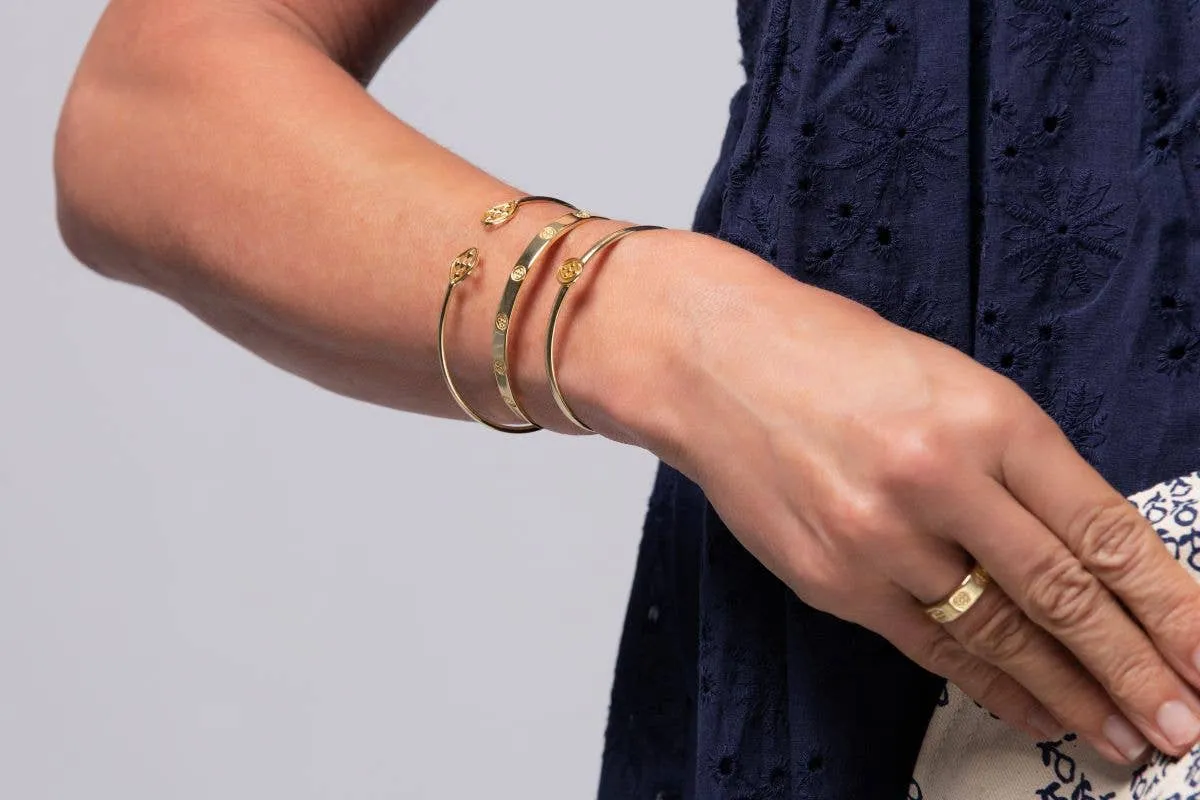 Shield bangle bracelet