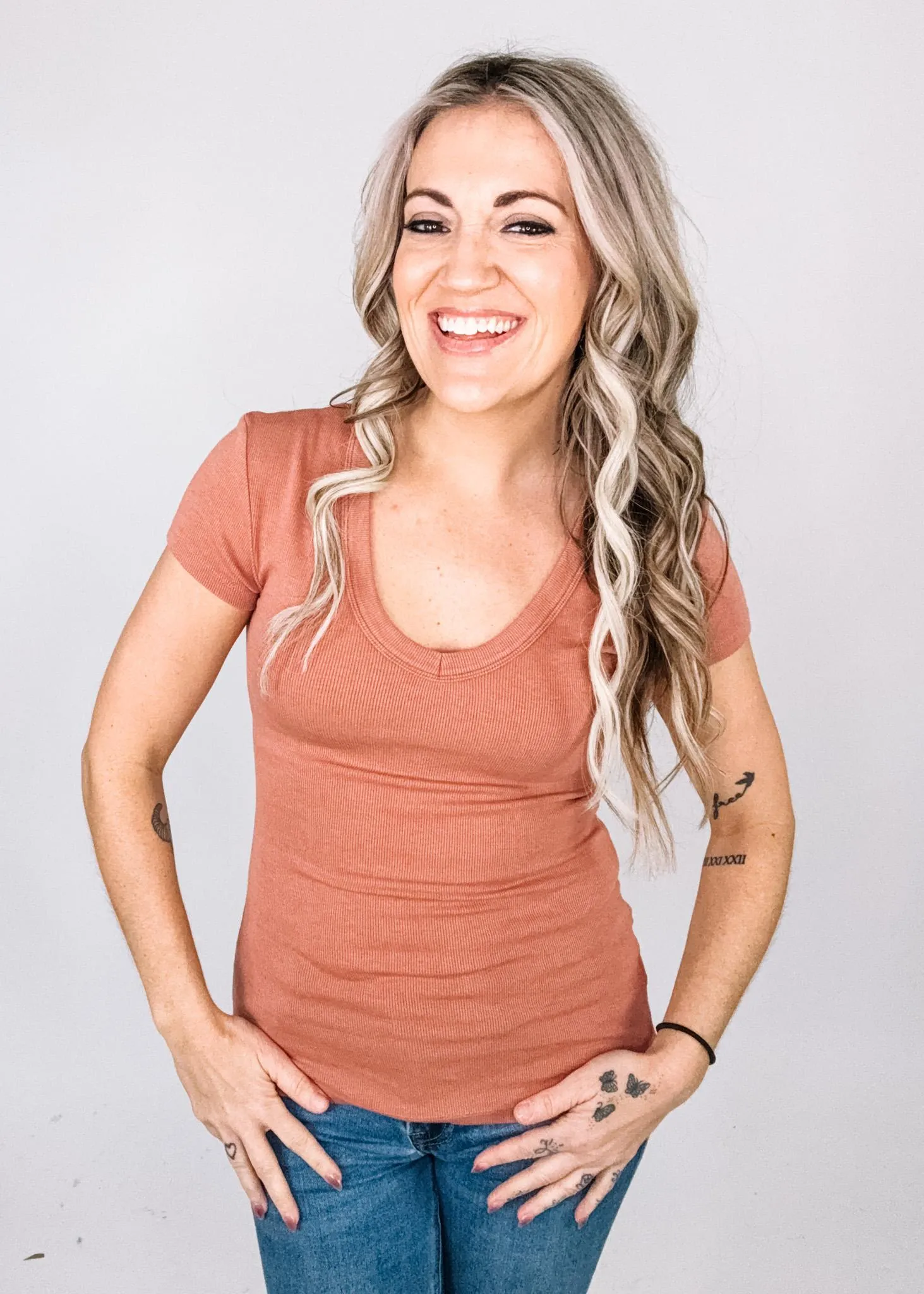 Short Sleeve Baby Rib V-Neck Top