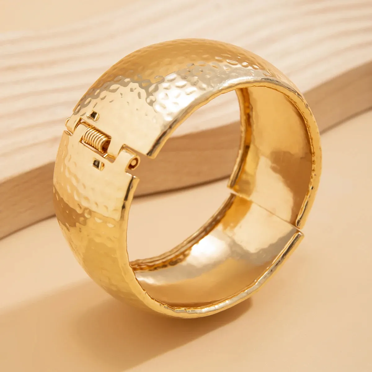 Sierra Textured Cuff