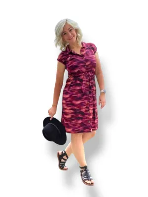 Stacie - Pink Purple Vertical Blur