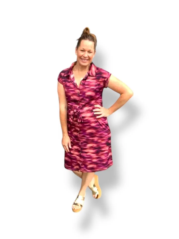 Stacie - Pink Purple Vertical Blur