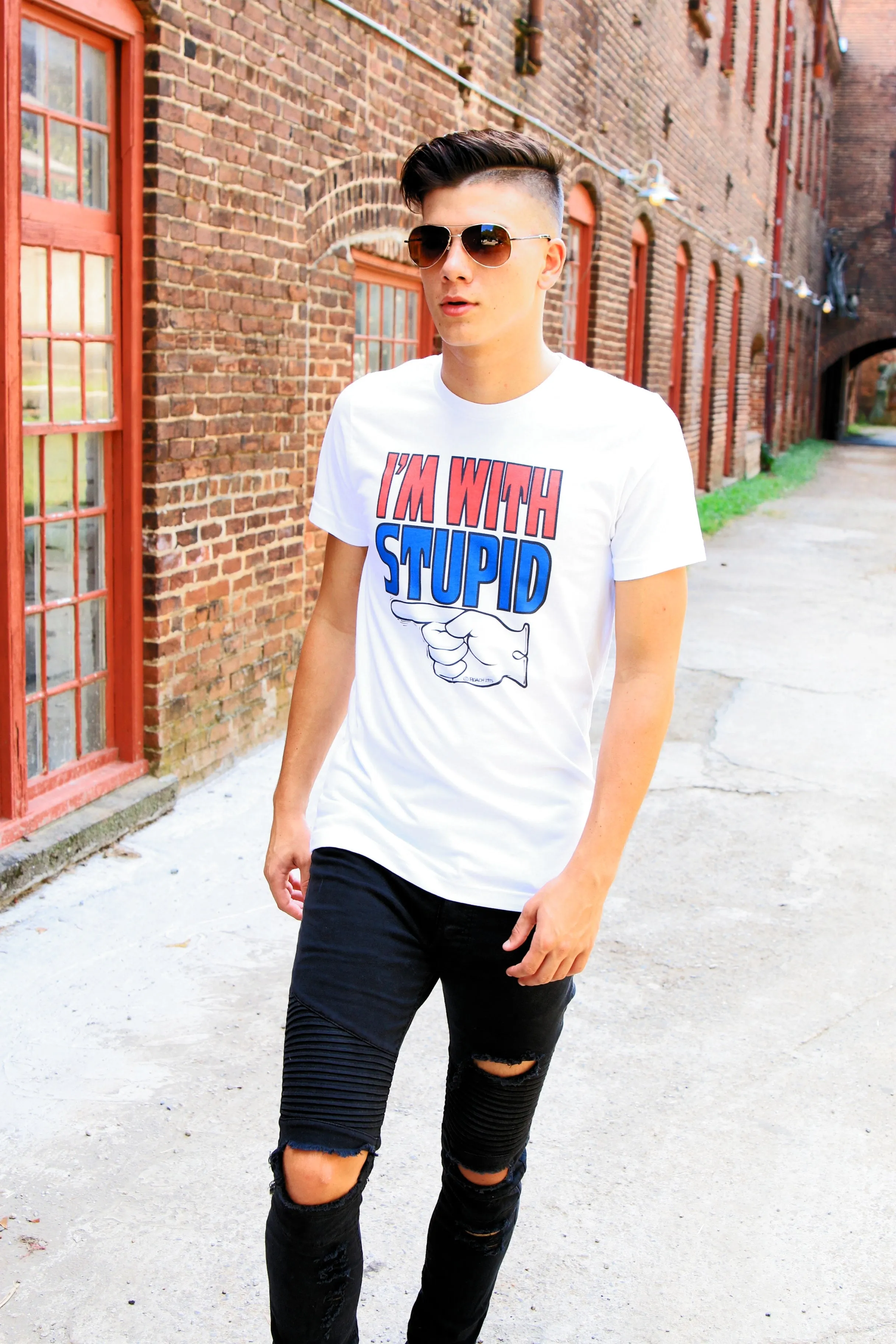 The original "I'm With Stupid" T-shirt | Short Sleeve Tee