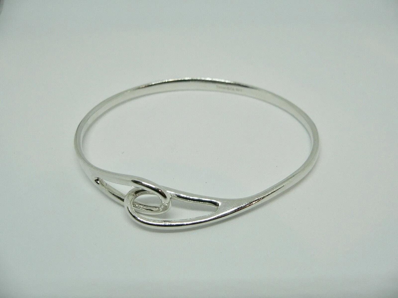 Tiffany & Co Silver Infinity Bangle Interlocking Bracelet Gift Love Rare