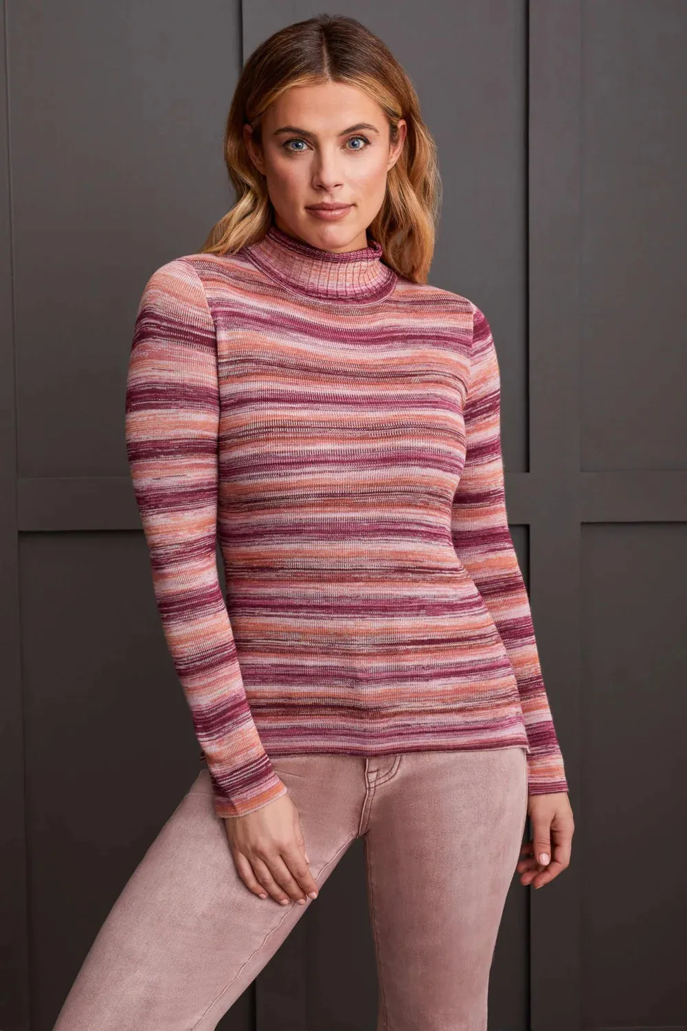 Turtle Neck Sweater in Port Wine