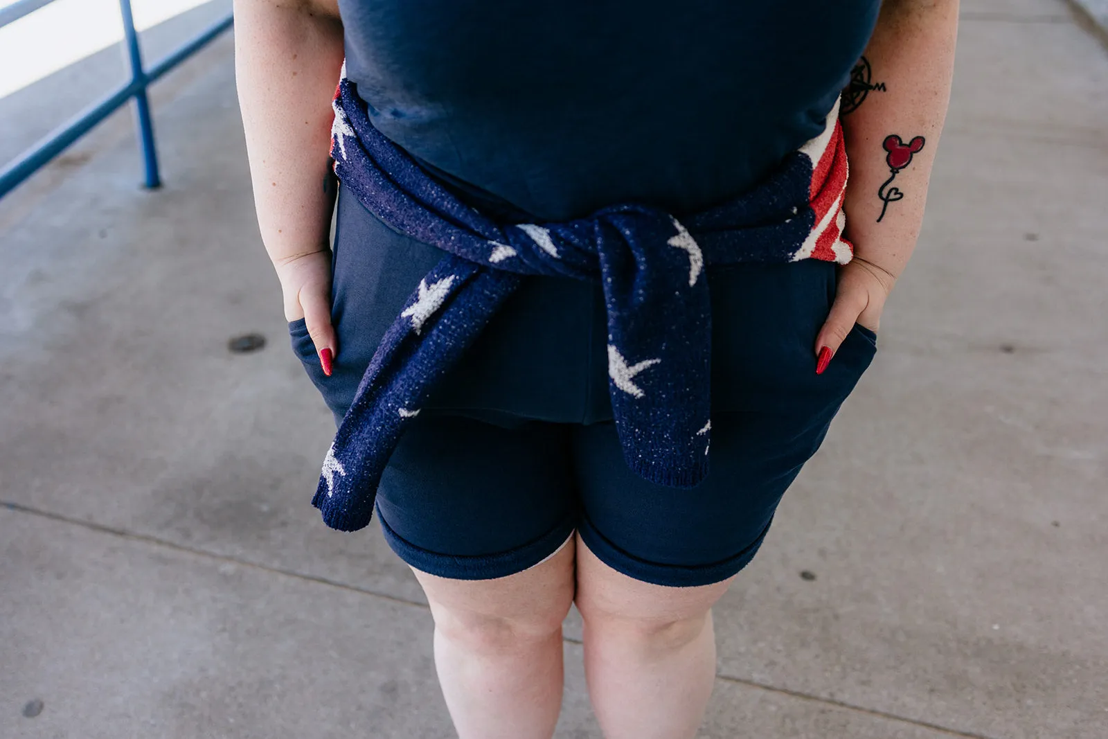 vada winter gym short in navy