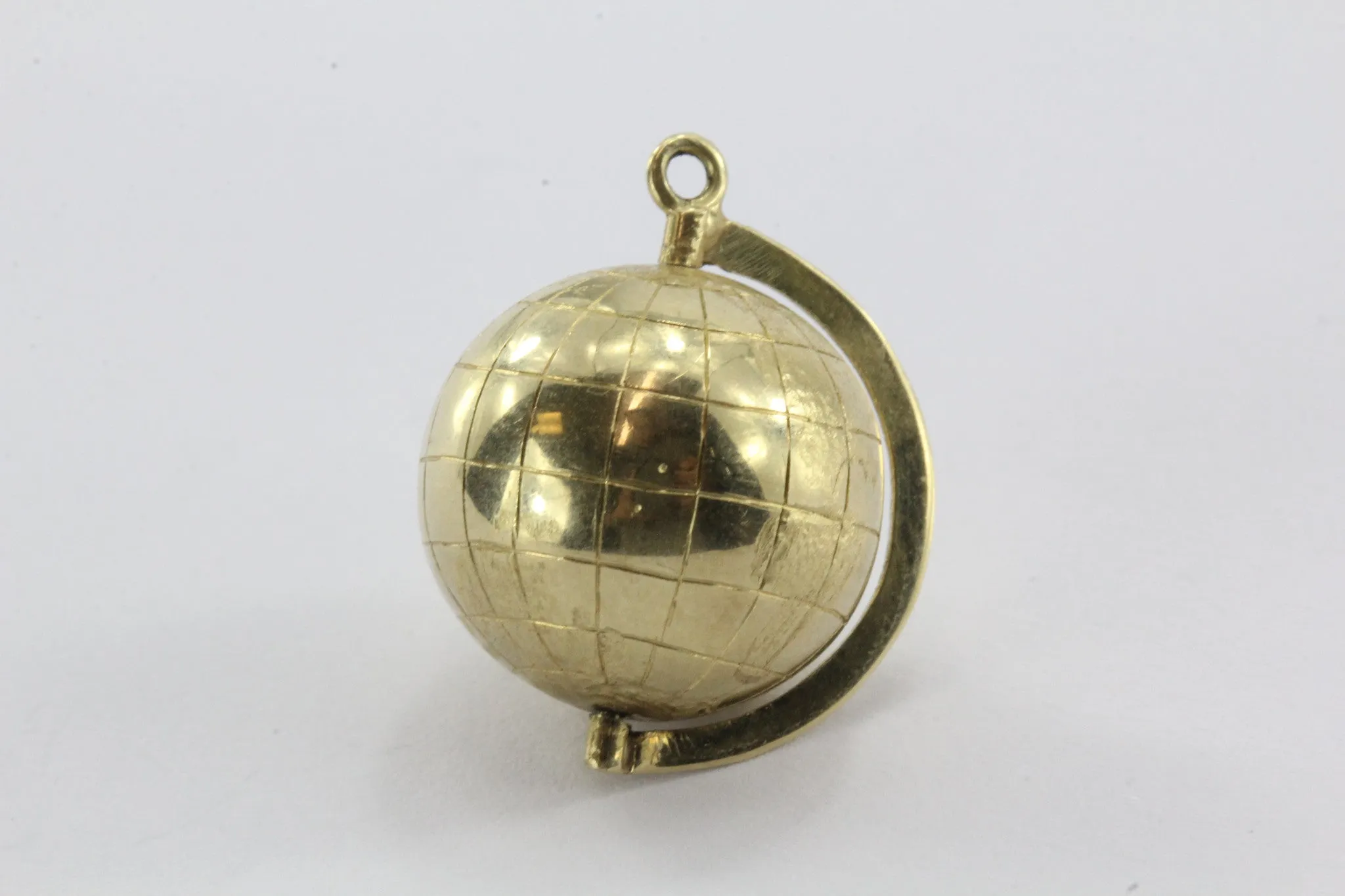 Vintage 14K Gold World Globe Charm