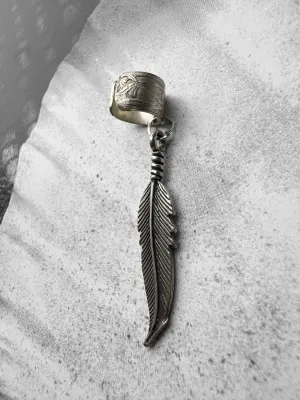 Vintage Silver Feather Ear Cuff – Boho Charm