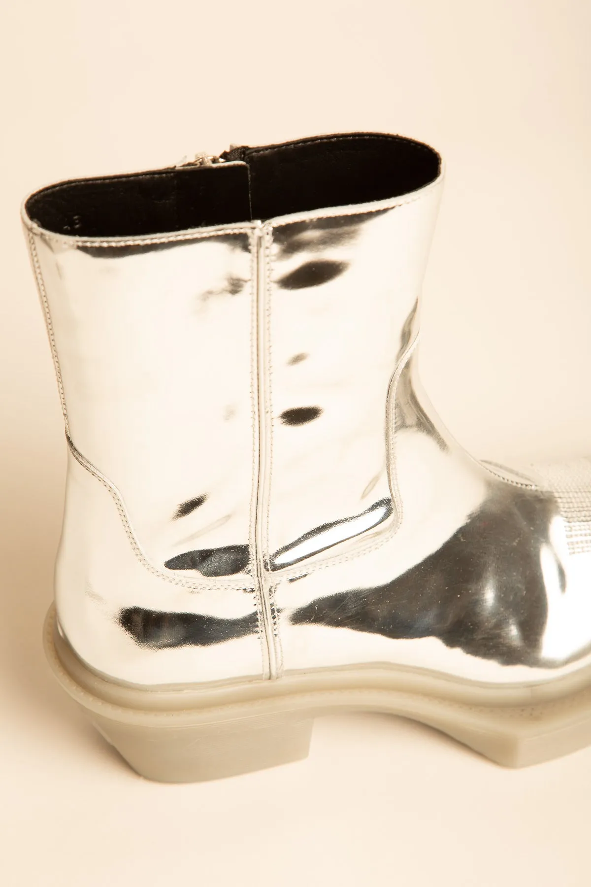 VTMNTS | COWBOY ANKLE BOOTS