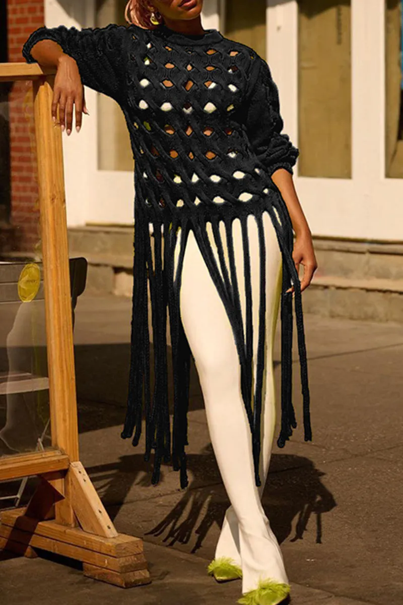 WI0103 Keyholes Fringes Sweater