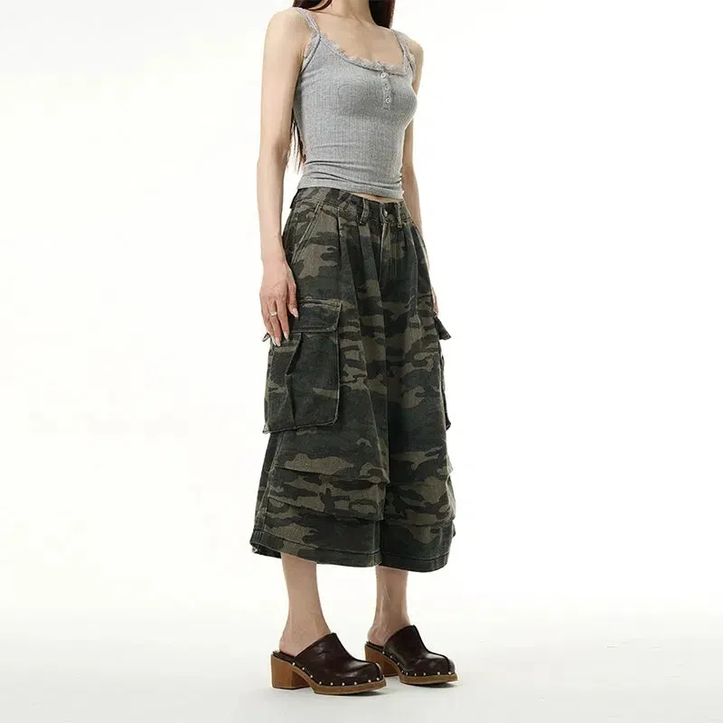 Wide-leg Camouflage Cargo Pants