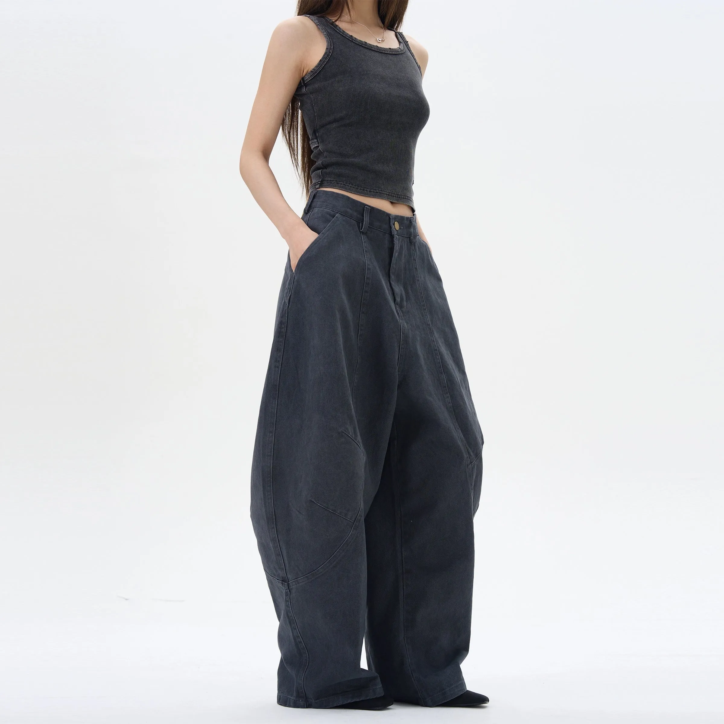 Wide-leg Straight Jeans