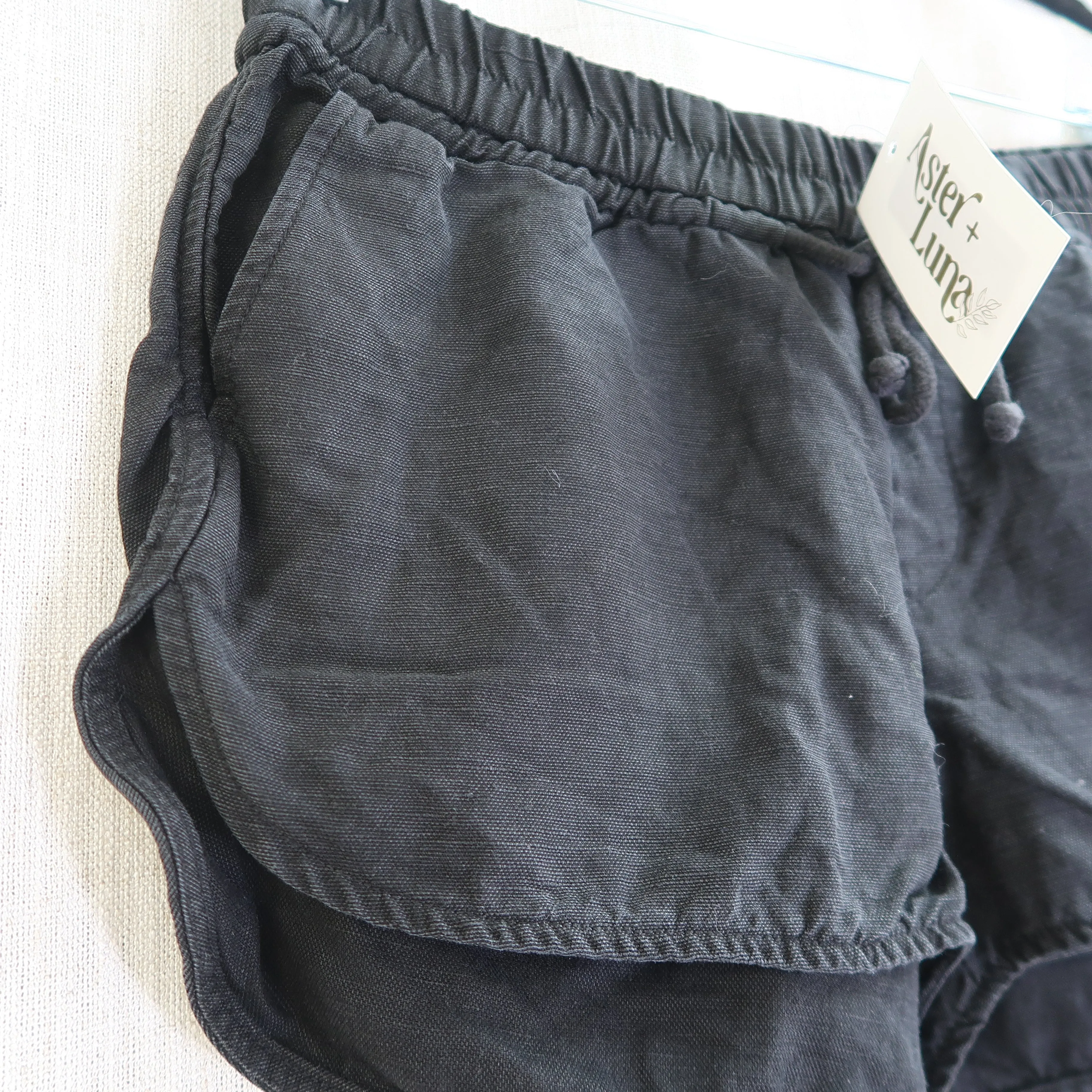 Wilfred - Shorts (Women's Small)
