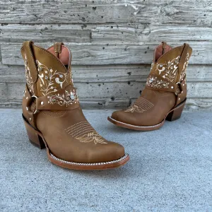 Women's Artillero Embroiderd Ankle Boots European Toe